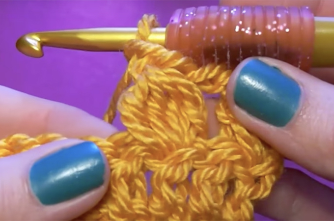 Video: Crochet Cluster Stitch Tutorial