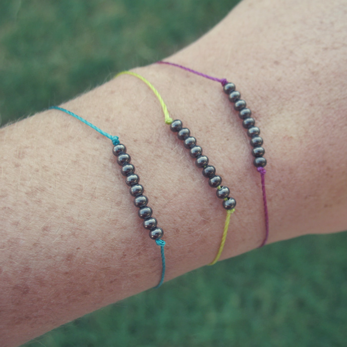 How to make a colorful beaded bracelet: Tutorial/Super easy beads bracelet