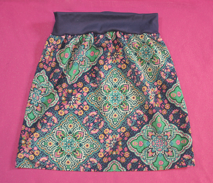 DIY: Simple High Waisted Skirt Sewing Tutorial