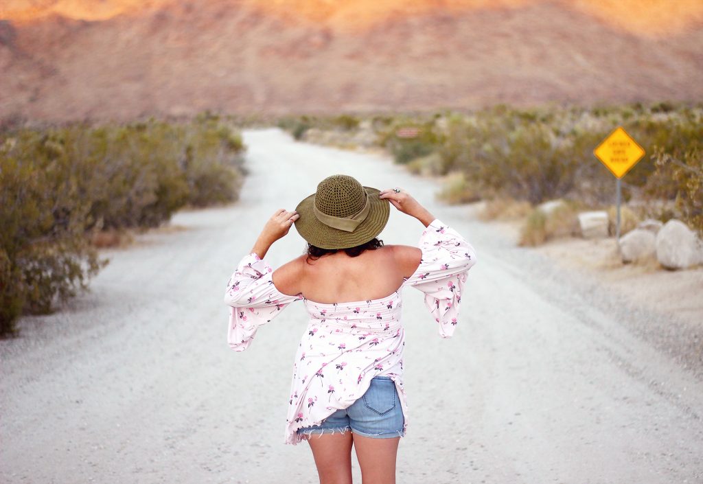 Crochet Desert Sun Hat Free Pattern - Gleeful Things